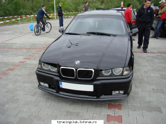 3) bmw e36 pisicuta