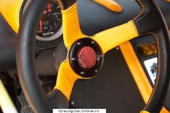 sa sti!  

 volanul.. :cool: lada extreme tuning