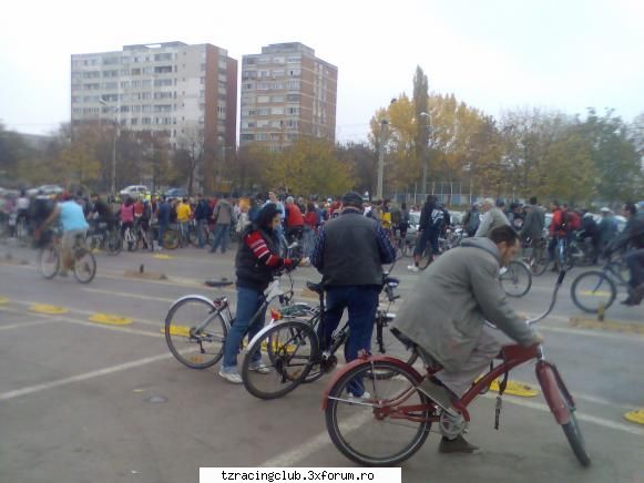 octombrie 2008: mai sunt biciclisti timisoara?
